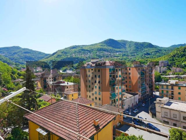 Appartamento in vendita a Genova GE