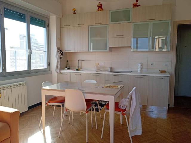 Appartamento in vendita a Genova GE