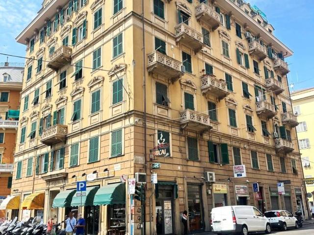 Appartamento in vendita a Genova GE