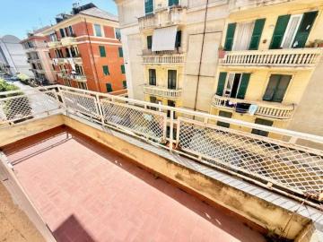 Appartamento in vendita a Genova GE