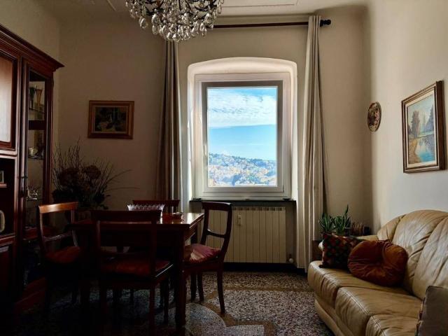 Appartamento in vendita a Genova GE
