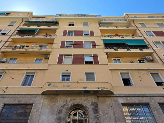 Appartamento in vendita a Genova GE
