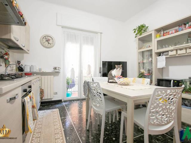 Appartamento in vendita a Genova GE