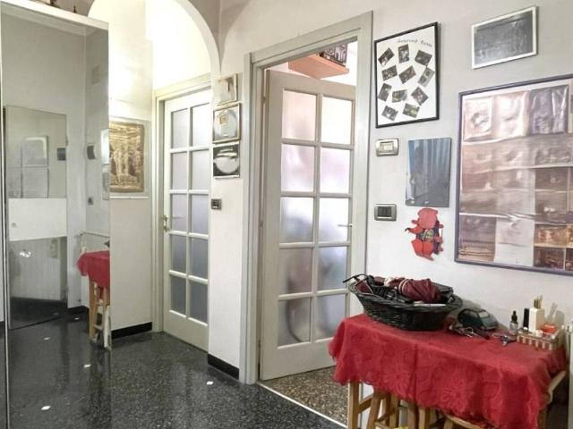 Appartamento in vendita a Genova GE