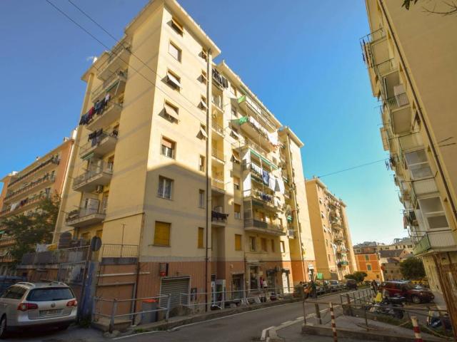 Appartamento in vendita a Genova GE