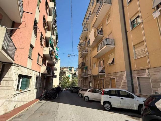 Appartamento in vendita a Genova GE