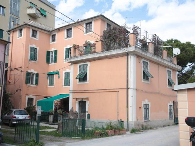 Appartamento in vendita a Genova GE