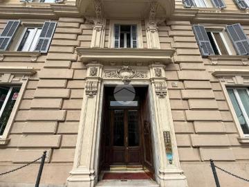 Appartamento in vendita a Genova GE