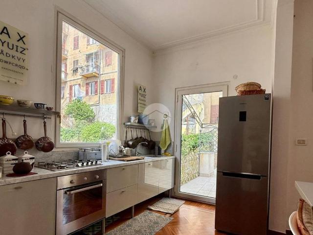 Appartamento in vendita a Genova GE