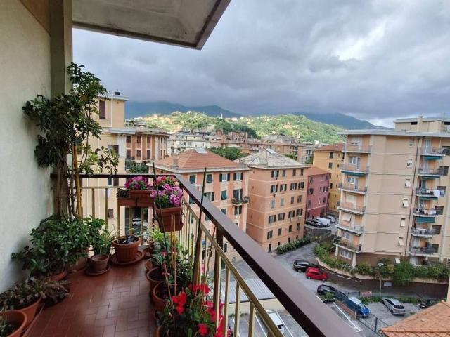 Appartamento in vendita a Genova GE