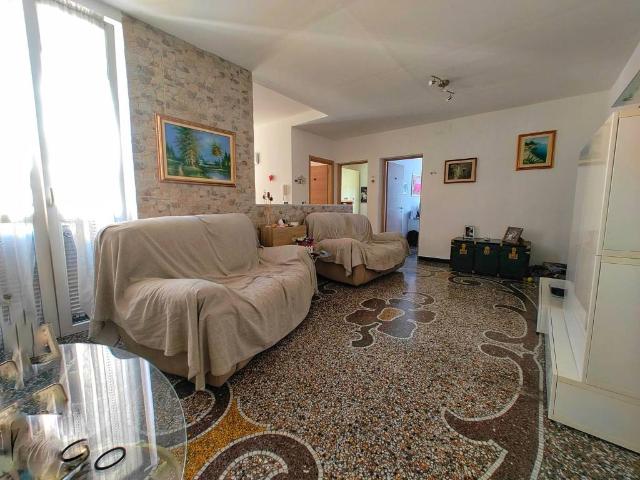Appartamento in vendita a Genova GE