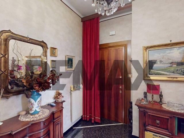 Appartamento in vendita a Genova GE