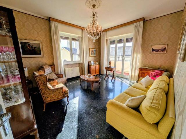 Appartamento in vendita a Genova GE