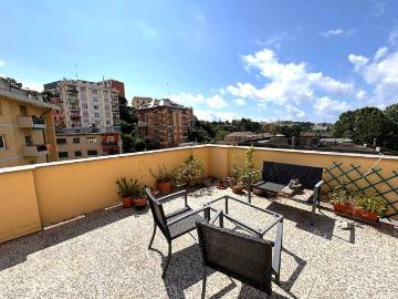 Appartamento in vendita a Genova GE
