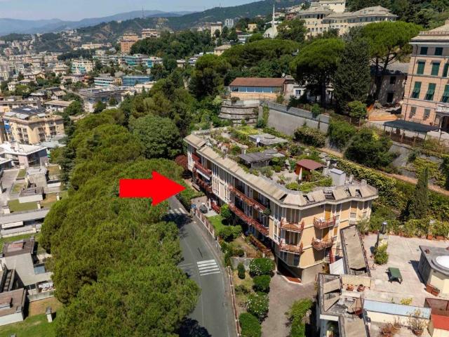 Appartamento in vendita a Genova GE