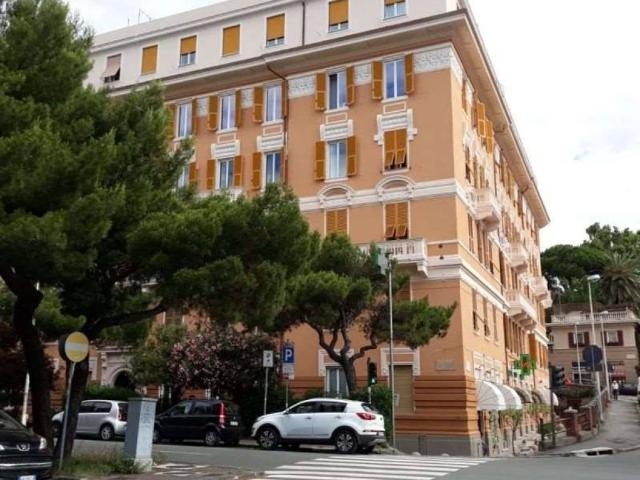 Appartamento in vendita a Genova GE