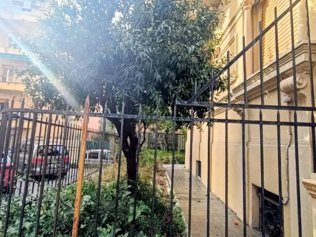 Appartamento in vendita a Genova GE