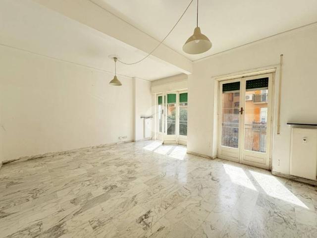 Appartamento in vendita a Genova GE