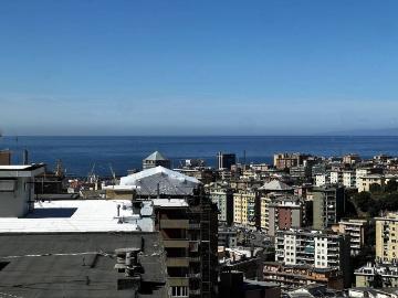 Appartamento in vendita a Genova GE
