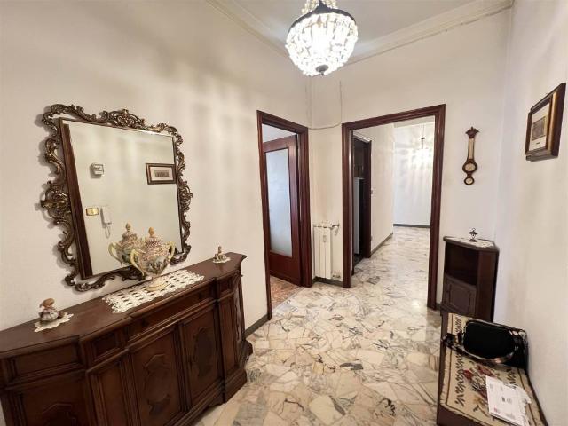 Appartamento in vendita a Genova GE