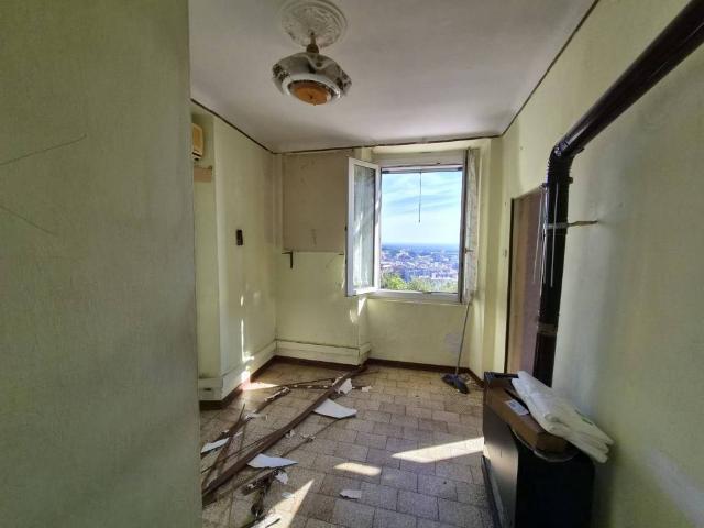 Appartamento in vendita a Genova GE
