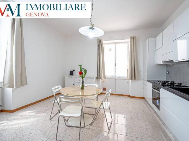 Appartamento in vendita a Genova GE