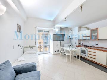Appartamento in vendita a Genova GE