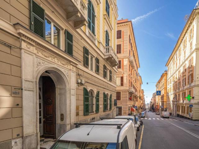 Appartamento in vendita a Genova GE