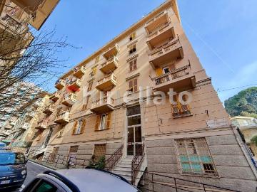 Appartamento in vendita a Genova GE