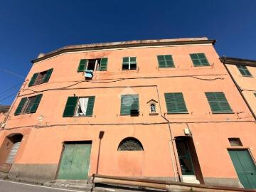 Appartamento in vendita a Genova GE