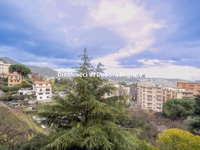 Appartamento in vendita a Genova GE