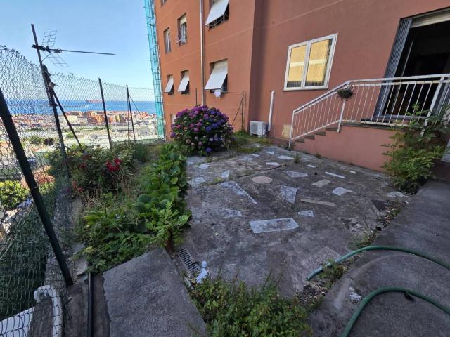 Appartamento in vendita a Genova GE
