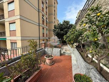 Appartamento in vendita a Genova GE