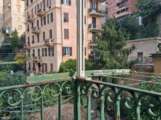 Appartamento in vendita a Genova GE