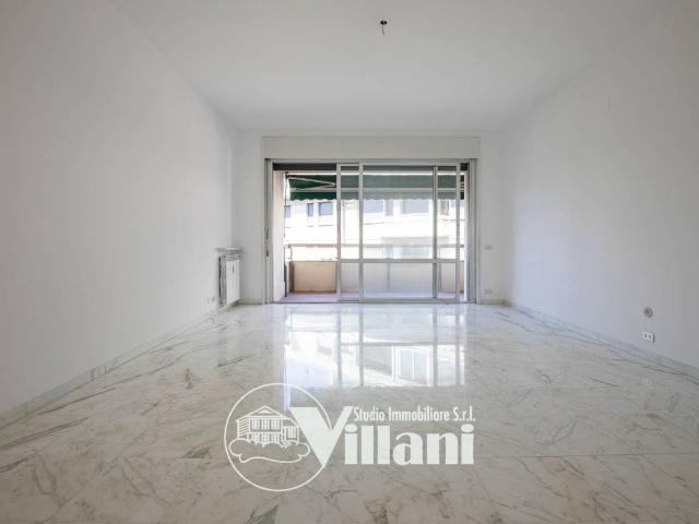 Appartamento in vendita a Genova GE
