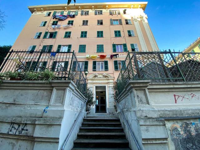 Appartamento in vendita a Genova GE