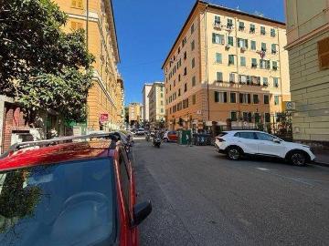 Appartamento in vendita a Genova GE