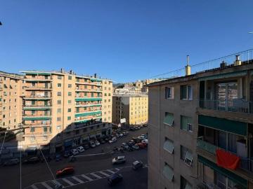 Appartamento in vendita a Genova GE