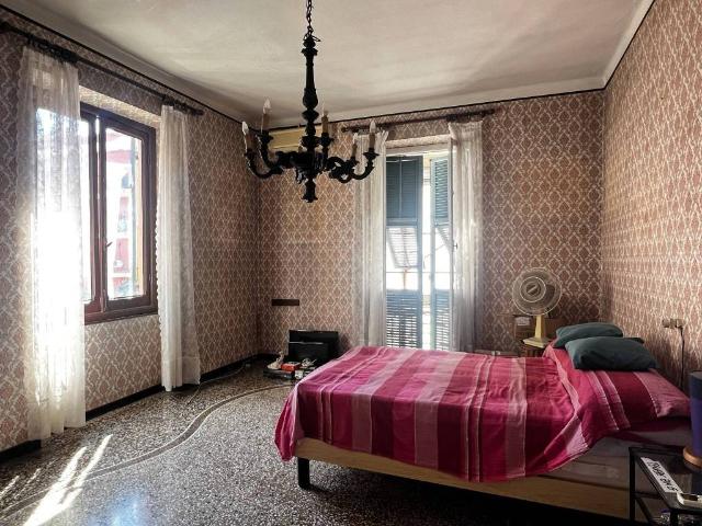 Appartamento in vendita a Genova GE