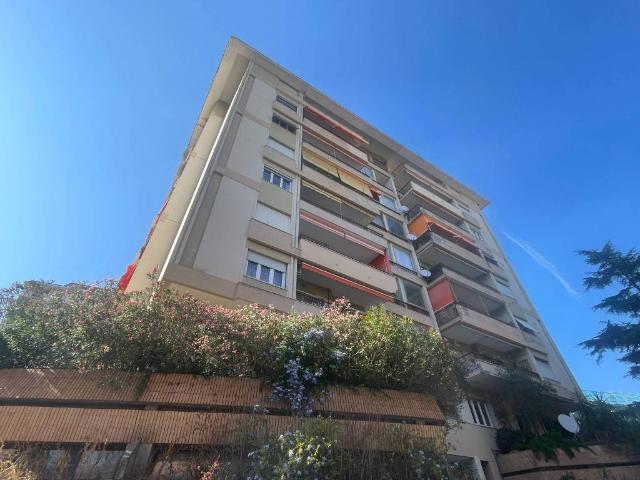 Appartamento in vendita a Genova GE