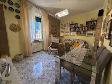Appartamento in vendita a Genova GE