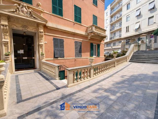 Appartamento in vendita a Genova GE