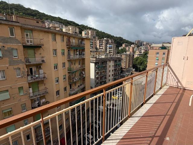 Appartamento in vendita a Genova GE