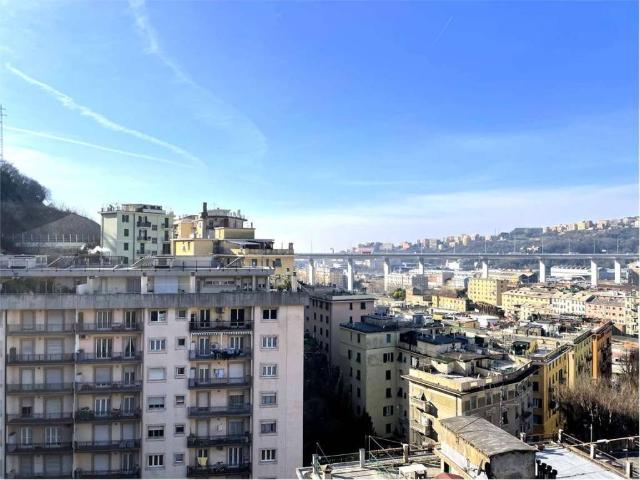 Appartamento in vendita a Genova GE
