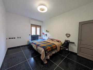 Appartamento in vendita a Genova GE