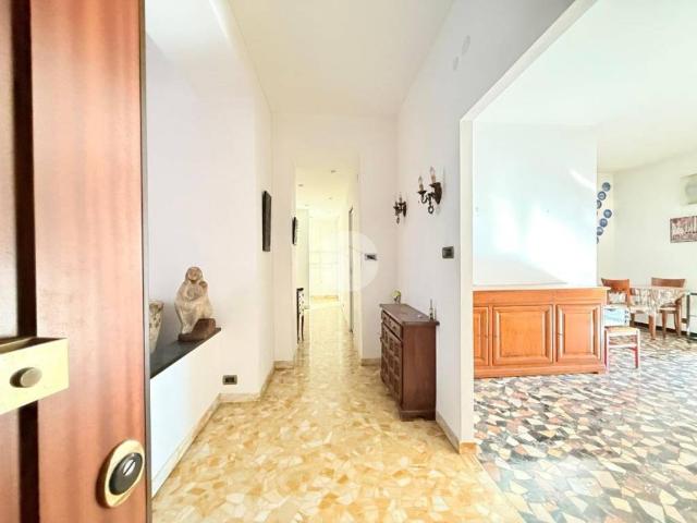Appartamento in vendita a Genova GE