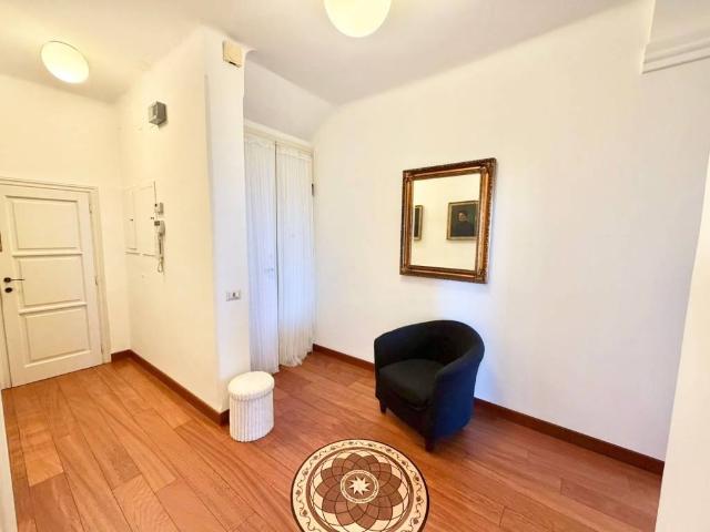 Appartamento in vendita a Genova GE