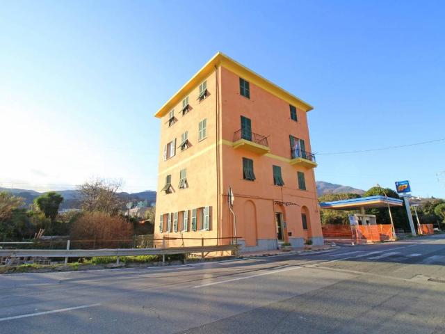 Appartamento in vendita a Genova GE