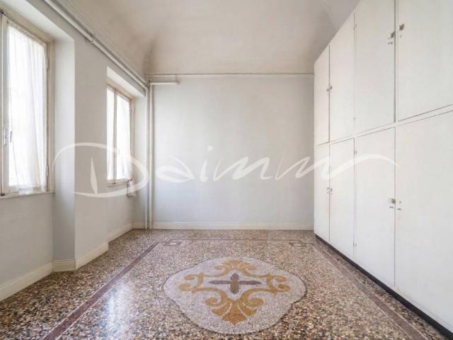 Appartamento in vendita a Genova GE