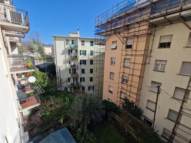 Appartamento in vendita a Genova GE